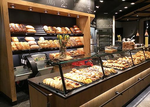 Bäckerei Schmidt Theke Brot Auslage und Etagenbackofen Nostalgie Black Edition von Friedrich Solingen